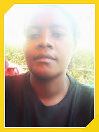 Madharau gani uliwahi onyeshwa ukiishi kwa wenyewe? Mine: Alikuwa anazima  TV anaenda na Remote kazi 2: Walikuwa wanapika mapema wanaosha sufuria  nikitoka shule nakaa njaa ama jirani aniokolee...