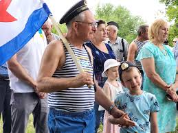 Рязанцы отмечают Военно-Морского Флота - празднование мощи и славы армии