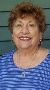 Beverly Endsley's Instagram, Twitter & Facebook