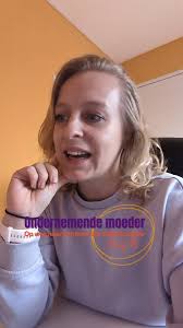 Dit ben ik! Ellen Rink. Auteur van onder anderen dit fijne boek. Maar ik  ben zoveel meer dan dat. ◇ Ik ben voornamelijk moeder van mijn vier  kinderen. Lewis, Miles, Sophia en