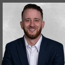 Carrie Kincaid's Instagram, Twitter & Facebook