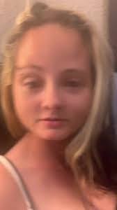 Kelsey Bunch's Instagram, Twitter & Facebook