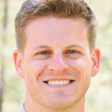 Jennifer Dziak's Instagram, Twitter & Facebook