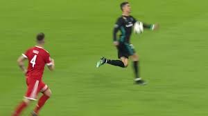 As juventus players rushed to celebrate, referee bjorn kuipers ruled out the goal for a foul by ronaldo. Champions League Bayern 1 2 Real Madrid Why Cristiano Ronaldo Was Denied A Historic Champions League Record Marca In English
