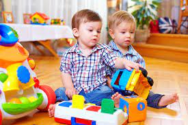 Comanda online jucarii educative pentru copii de 2 ani si +2 ani. 25 De JucÄƒrii Recomandate Pentru Copii 1 3 Ani Suntpitic Blog De Parenting