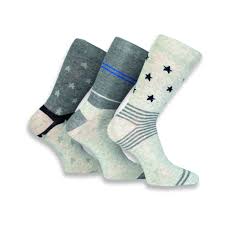 Damit es aber nicht immer das gleiche wird, kann man auch mal mit farbigen mustern eine socke stricken. Herrensocken Mit Muster Kaufen Bei Socken Und Mehr