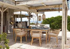 gartensessel aus kunstharzgeflecht maisons du monde fauteuil jardin jardin maison table de jardin