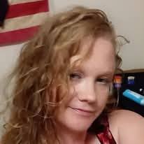 Amanda Helm's Instagram, Twitter & Facebook