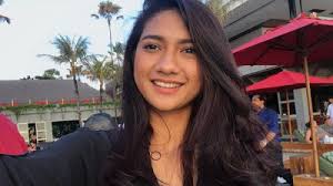 Publik dibuat gempar ditangkapnya artis inisial jj yang ditangkap. Ini Nama Dan Foto 6 Inisial Artis Yang Diduga Kuat Polisi Terlibat Jaringan Prostitusi Slidegossip Sat 12 Jan 2019 04 18 Slidegossip Com Di Saat Masyarakat Masih Dihebohkan Dengan Terseretnya Nama Artis Vanessa Angel Dalam Jaringan Prostitusi Kini