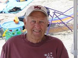 Jeffrey Hight's Instagram, Twitter & Facebook