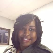 Watch as the xTool P2S transforms an ordinary perfume bottle into a  luxurious gold-painted masterpiece. 😁 Who else loves a touch of gold in  their designs? Drop a ❤ if you do!