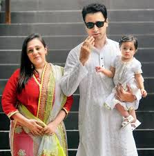Eid Mubarak Aamir Khan And Family Wish Fans Bollywood Fashion Bollywood Fashion