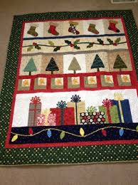 Bits And Pieces Quilt Shop Hannibal Mo Christmas Row Quiltmedallions Christmas Quilts Holiday Quilts Christmas Quilt Patterns