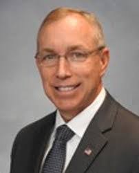 Robert Weissinger's Instagram, Twitter & Facebook