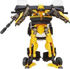 Introducing the latest edition to the transformers cyberverse, the bumblebee movie! Transformers Age Of Extinction Generations Deluxe Class High Octane Bumblebee Figur Amazon De Spielzeug