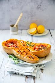 Mediterraner Butternut Kurbis Aus Dem Ofen Home And Herbs Rezept Kurbis Ofen Butternut Kurbis Rezept Essen