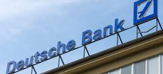 The german bank has lost nearly 50 percent of its face value from the beginning of year closing, for the first time ever, under the 10 euros mark last week. Spitzenreiter Im Dax Deutsche Bank Aktie Weiter Im Aufwind Hoch Seit Fruhjahr 2018 Nachricht