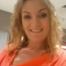 Alison Clements's Instagram, Twitter & Facebook