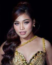 She's not just in her era—she is the era.💛 Thank you, Sir @Lourenze, for  glamming up our queen Lyka Estrella. Serving beauty and total slay.❤️‍🔥  makeupbypeterrosal Hair |@touchedbyiko #lykaestrella #Makeupbypeterrosal  #newgenzdiva ...