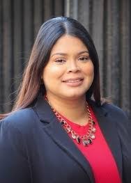 Apryl Halstead's Instagram, Twitter & Facebook