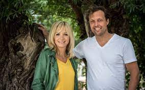 In november 2017 kondigde vtm aan dat boer zoekt vrouw zal terugkeren. Zeeuwse Akkerbouwer Bastiaan Doet Gooi Naar De Liefde In Boer Zoekt Vrouw Zeeuws Nieuws Pzc Nl