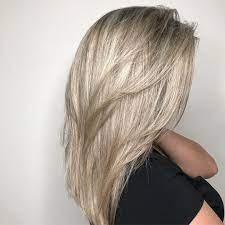 You can make a lot of chic hairstyles because thin hair of medium length can be styled in different ways. Pin On Bob Hairstyles
