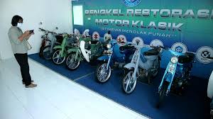 Check spelling or type a new query. Bernostalgia Dengan Motor Jadul Langsung Ke Museum Di Smk Nmc Kota Malang Indiekraf Com