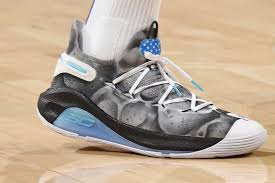 2017 new 8.5 stephen curry basketball shoes sc30 under armour ua muave blue | curry ones. Stephen Curry S Game Worn Moon Landing Shoes Sell For 58 100 At Auction Bleacher Report Latest News Videos And Highlights