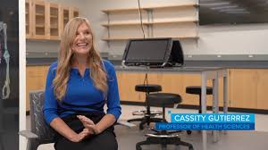 Another O3 Capstone Spotlight for #OTMonth! Taylor Weetman is completing  her doctoral capstone experience at the Johns Hopkins Rehabilitation  Network Clinic for Performing Artists at the Peabody Institute in  Baltimore, Maryland. In