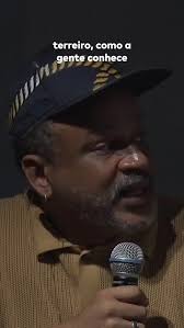 Posted @withregram • @escoladacidade , Trecho do seminário com o arquiteto  Alexandre Salles @ale_salles , "A Construção do Terreiro Contemporâneo" em  que apresenta seu projeto destaque na CASACOR 24, ...