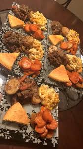 Fried chicken, shrimp and grits, casseroles packed full of whatever leftovers you've got on hand. Pin By Asha Ranae On Meals To Make Soul Food Dinner Food Soul Food