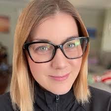 Irina Lerner's Instagram, Twitter & Facebook