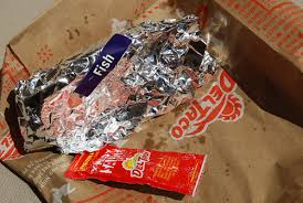 Del taco's menu covers a big range of foods, but most of them aren't very good. Friday Fast Food Fishtacular Del Taco S Beer Battered Fish Tacos My Burning Kitchen