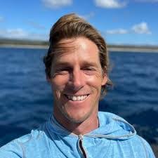 Eduardo Tan's Instagram, Twitter & Facebook