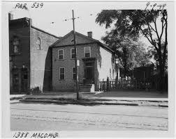 House At 1388 Macomb Dpl Dams Dam House Favorite Places