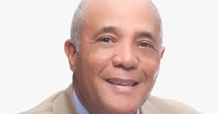 Académico Ángel Veras advierte política de ahogamiento económico constituye  una seria amenaza para la UASD