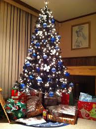 My Blue And Silver Christmas Tree Silver Christmas Decorations Silver Christmas Tree Blue Christmas Tree