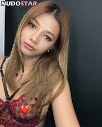 Ladyboy Zuguszy reveals all - Explicit OnlyFans leak for of bareback pleasure