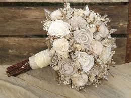 Ecco dei tutorial per realizzare rose e altri fiori in questo stupendo tessuto, che saranno poi adatti per i più. Rustic Woodland Twig And Sola Flower Bride Bouquet With Etsy Mazzo Di Fiori Bouquet Per Damigelle Matrimonio D Inverno