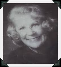 Janis Buck's Instagram, Twitter & Facebook