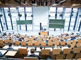 Mardi 15 juin à 21h30, le sénat poursuit l'examen du pjl portant lutte contre le dérèglement climatique et renforcement de la résilience en savoir plus. Th Owl Senat