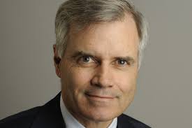 This Moody's Man Is Giving Banks the Blues