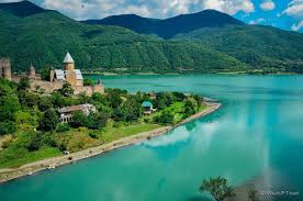 Top 10 Experiences In Georgia Waveup Travel Georgia Travel Cheap Countries To Travel Most Beautiful Places