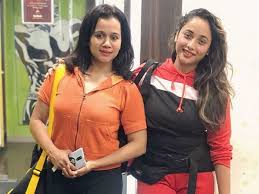Rani Chatterjee And Gunjan Pant Spotted Together At The Gym Bhojpuri Movie News Times Of India The actress, who made her debut with the filmmaker's production dhadak janhvi kapoor, however, has already started her prep for the film. rani chatterjee and gunjan pant spotted