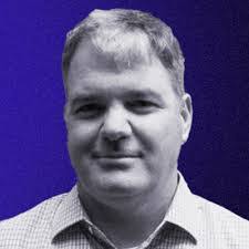 Peter Dean's Instagram, Twitter & Facebook