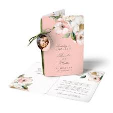 Einladungskarten zur hochzeit in rosa online selbst gestalten. Einladung Zur Hochzeit Mit Anhanger Im Floralen Design In Rose Carinokarten