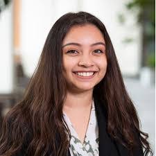 Yadira Damazo's Instagram, Twitter & Facebook