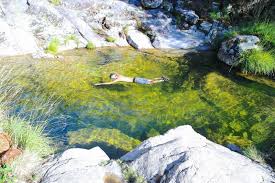 viˈɐjɾɐ ðu ˈmiɲu (), locally biˈejrɐ ðu ˈmiɲu) is a municipality in the district of braga, in the north of portugal.the population in 2011 was 12,997, in an area of 216.44 km². Cascatas De Vieira Do Minho Como Ir As Lagoas Pocos Trilhos Percursos