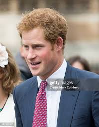 Alexandra Finlay arrives for her wedding to Alexander Fellowes at St...  News Photo