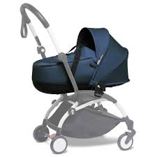 Navy blue got its name from the dark blue (contrasted with naval white) worn by officers in the royal navy since 1748 and subsequently adopted by other navies around the world. Babyzen Yoyo Bassinet Navy Blue